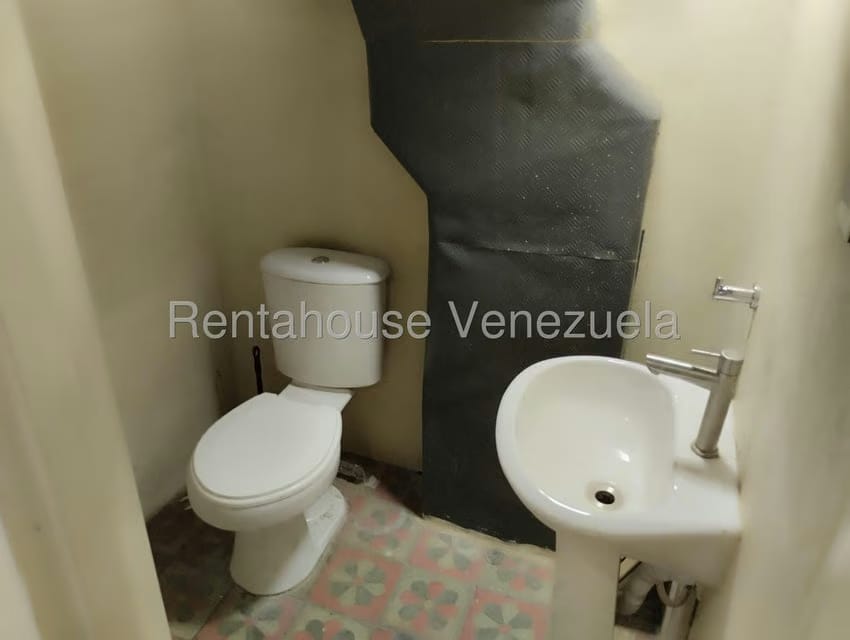 Comercial (Local Comercial) en Alquiler en El Cafetal, Distrito Metropolitano - 13