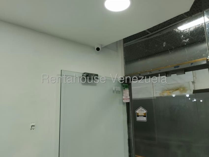 Comercial (Local Comercial) en Alquiler en El Cafetal, Distrito Metropolitano - 15