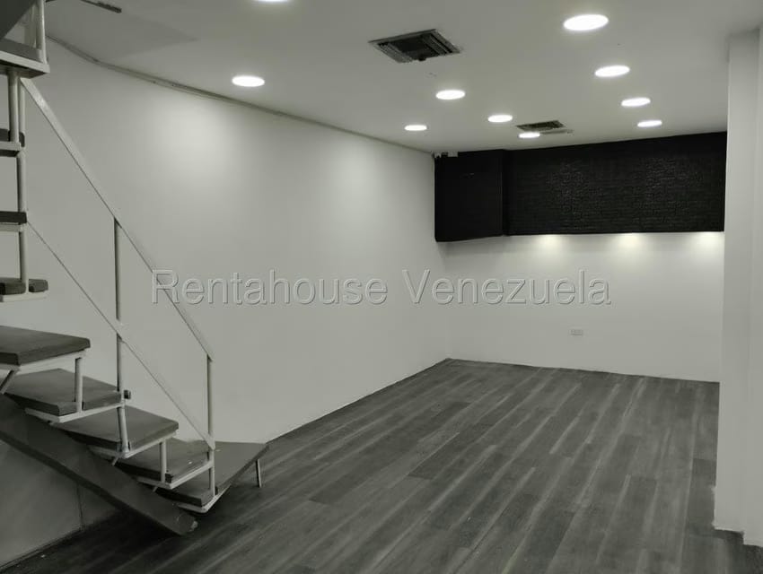 Comercial (Local Comercial) en Alquiler en El Cafetal, Distrito Metropolitano - 3