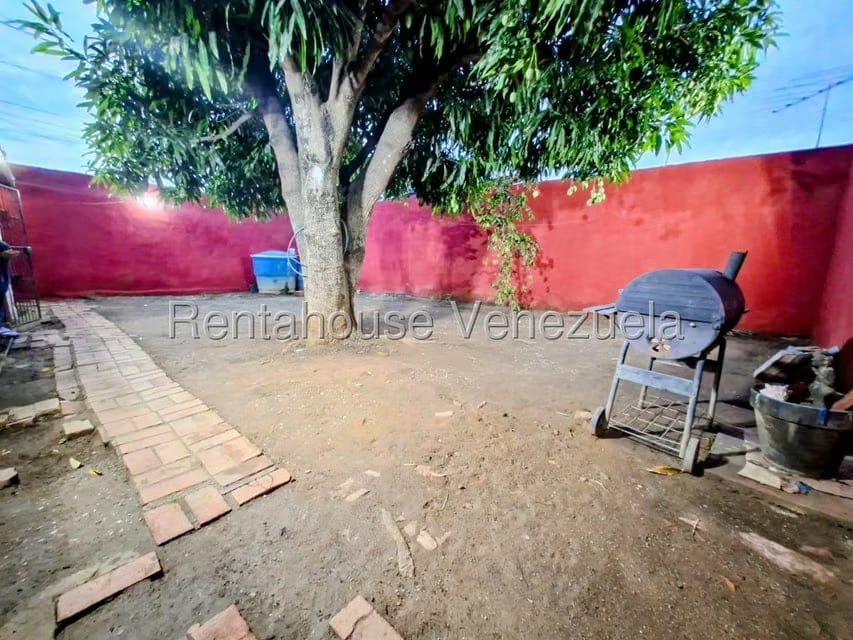 Casa (Duplex) en Venta en Parroquia Juan de Villegas, Lara - 13