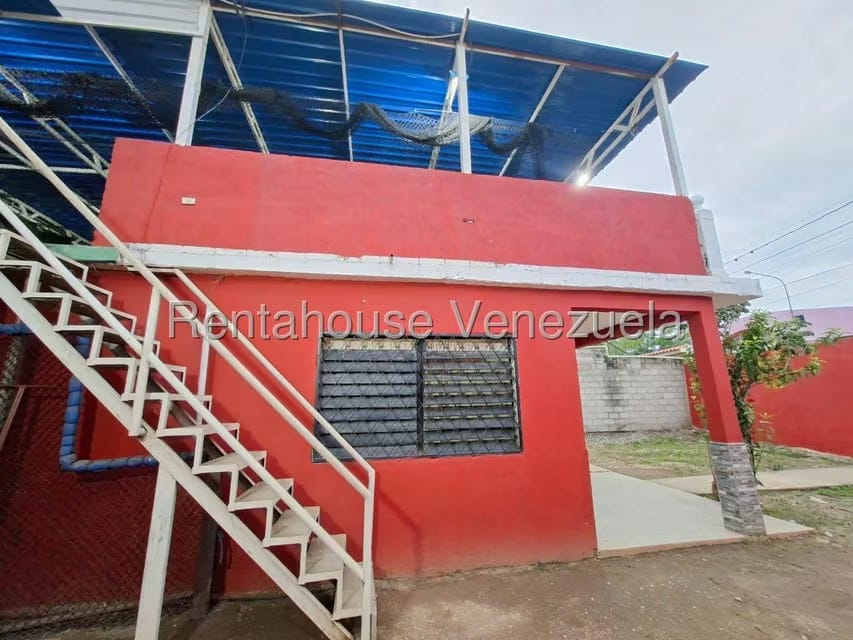 Casa (Duplex) en Venta en Parroquia Juan de Villegas, Lara - 20