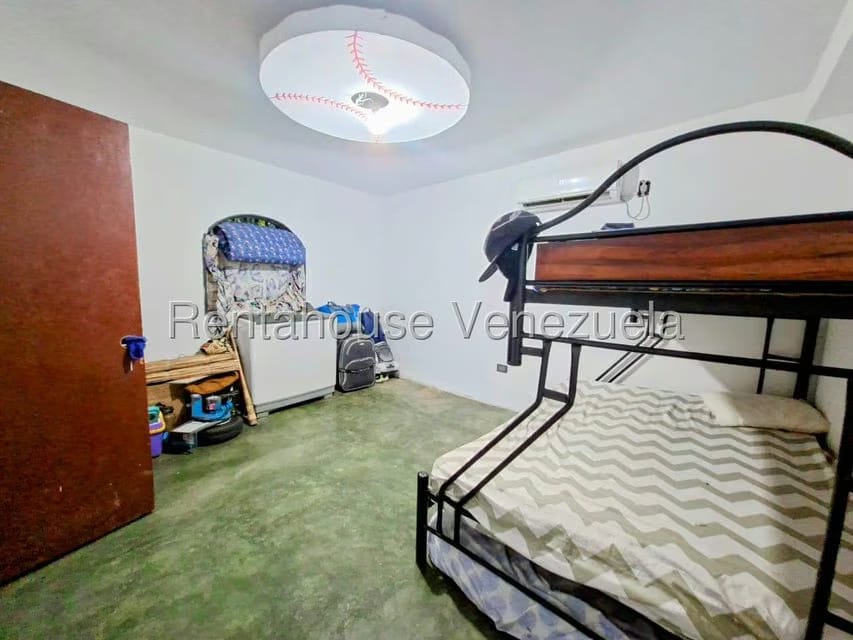 Casa (Duplex) en Venta en Parroquia Juan de Villegas, Lara - 8