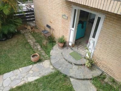 Venta casa, son 2 apartamentos independientes. - 5