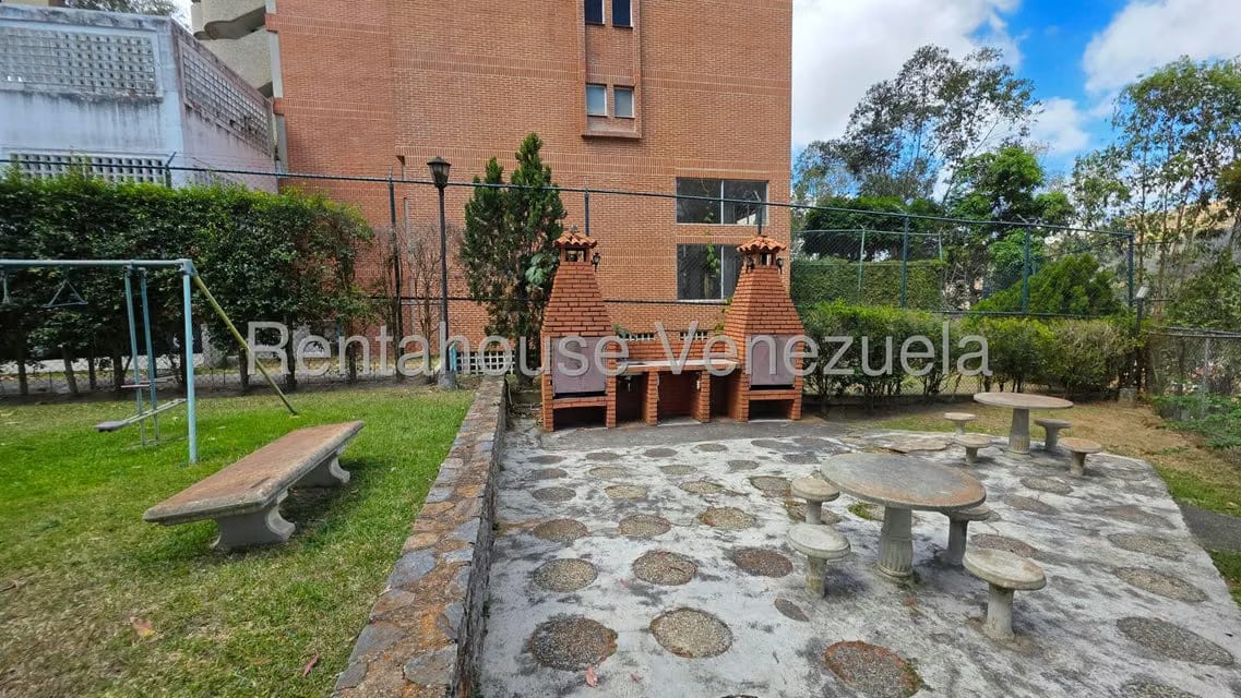 Apartamento (1 Nivel) en Venta en Los Naranjos del Cafetal, Distrito Metropolitano - 13