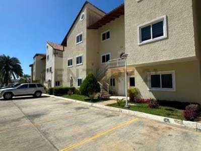 Penthouse duplex en el Conjunto Residencial Costa Azul, Lechería - 4