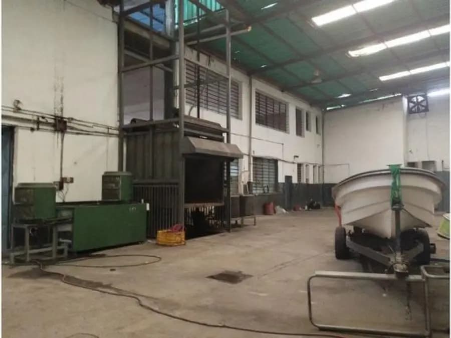 Galpon en Venta en Valencia - 12