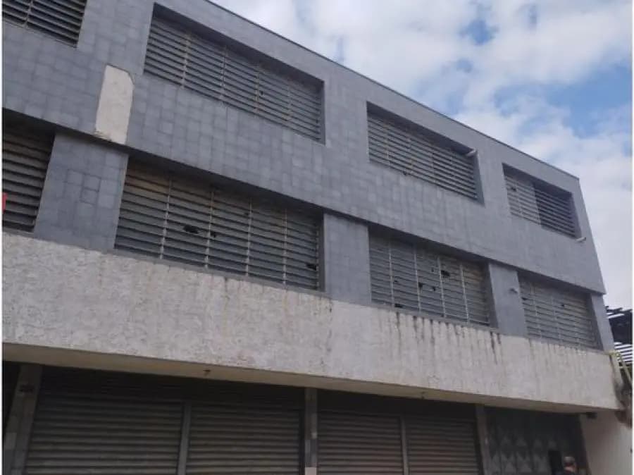 Galpon en Venta en Valencia - 13