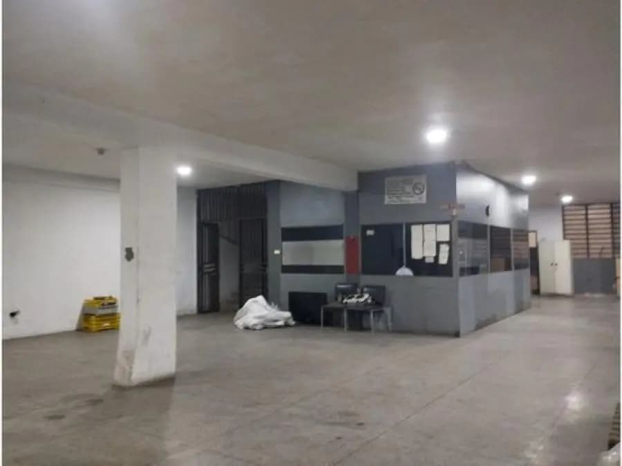 Galpon en Venta en Valencia - 8