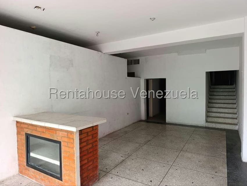 Comercial (Edificio) en Venta en La Barraca, Aragua - 3