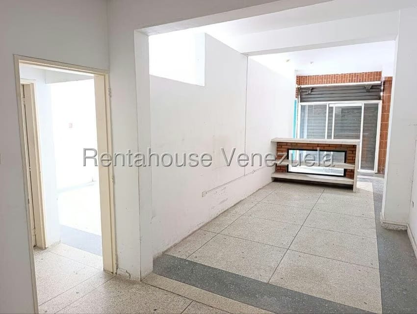 Comercial (Edificio) en Venta en La Barraca, Aragua - 27