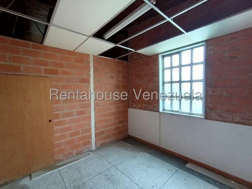 Comercial (Edificio) en Venta en La Barraca, Aragua - 49