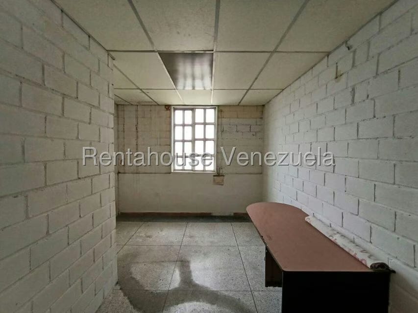 Comercial (Edificio) en Venta en La Barraca, Aragua - 59