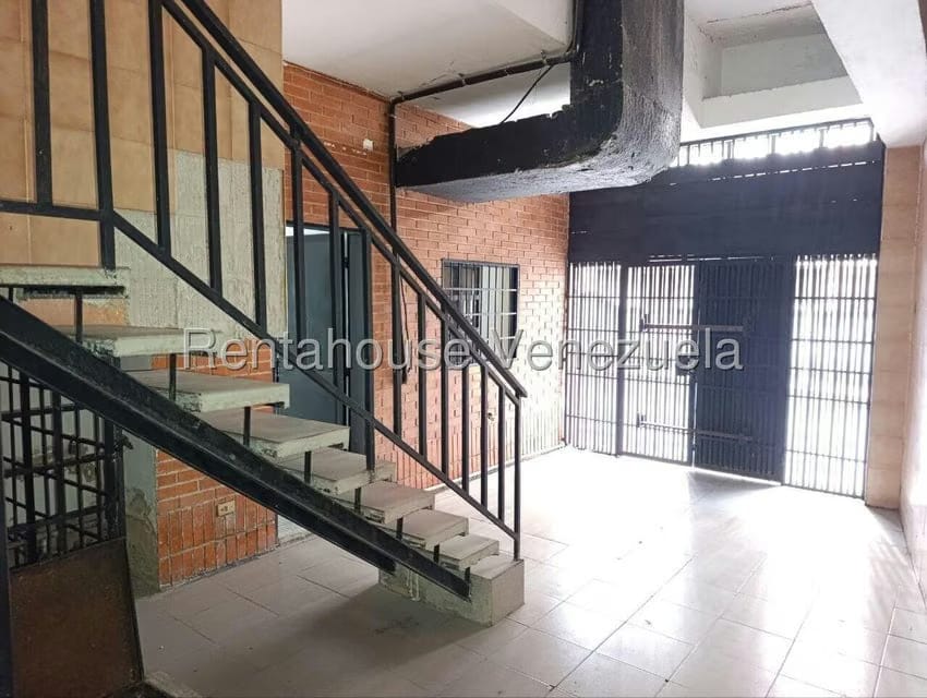 Comercial (Edificio) en Venta en La Barraca, Aragua - 65
