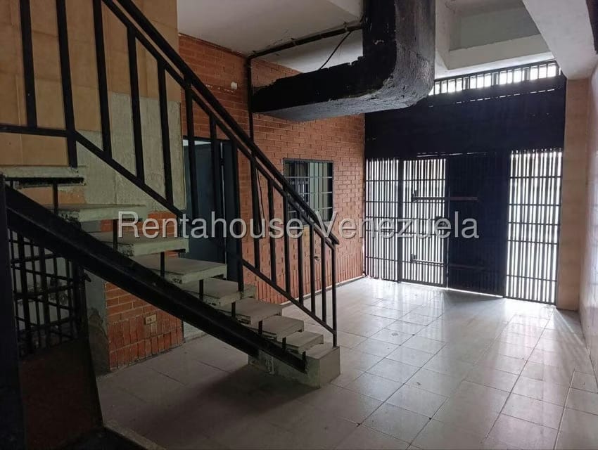 Comercial (Edificio) en Venta en La Barraca, Aragua - 71