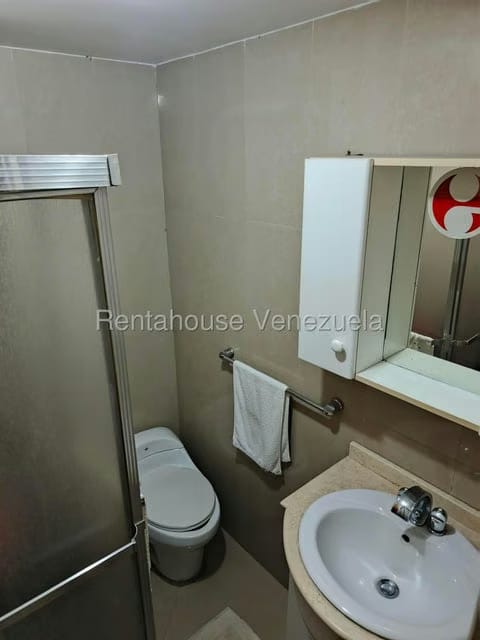 Apartamento (1 Nivel) en Venta en Terrazas de Guaicoco, Distrito Metropolitano - 16