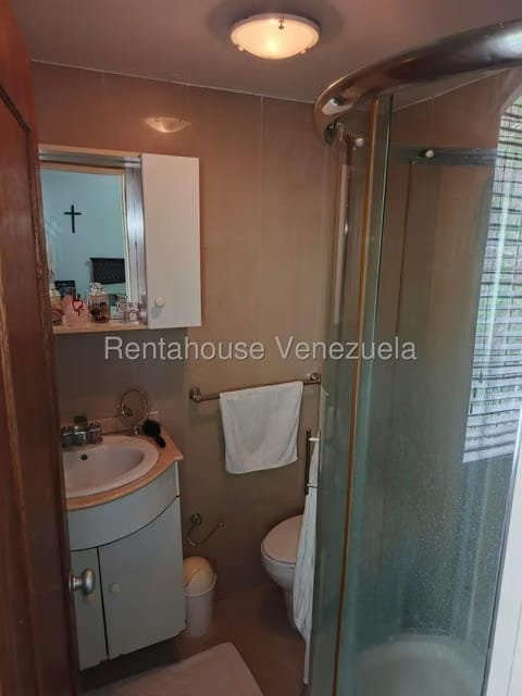 Apartamento (1 Nivel) en Venta en Terrazas de Guaicoco, Distrito Metropolitano - 23