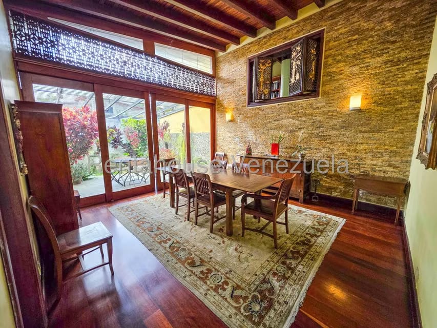 Casa (Multipes Niveles) en Venta en Prados del Este, Distrito Metropolitano - 14