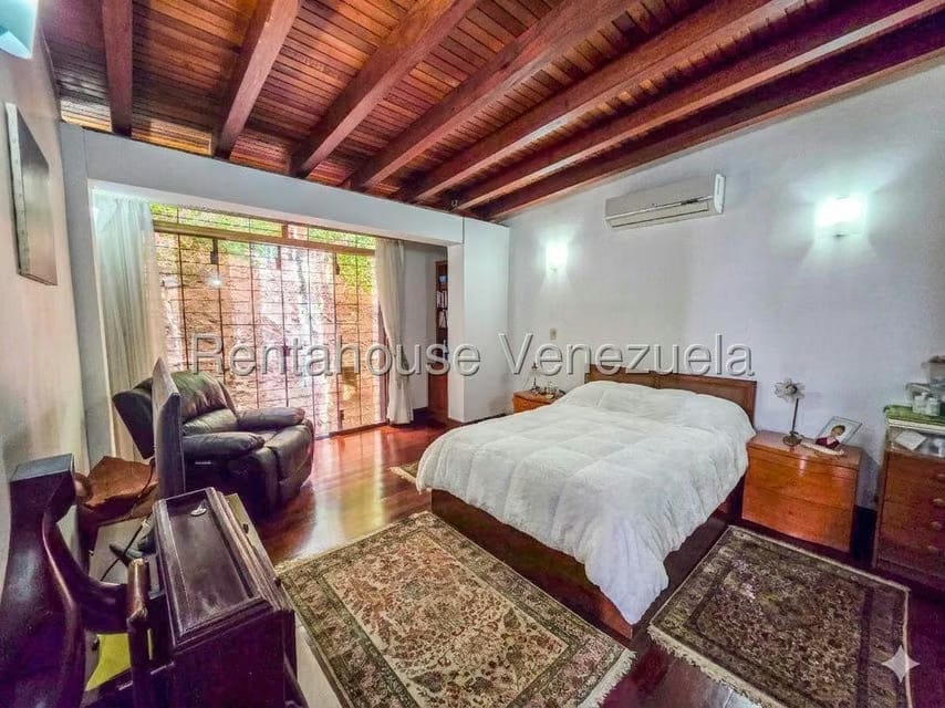 Casa (Multipes Niveles) en Venta en Prados del Este, Distrito Metropolitano - 30