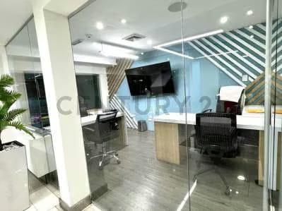 Quinta de lujo en venta para uso de oficinas .Urbanización Chuao, Baruta. L.ll - 3