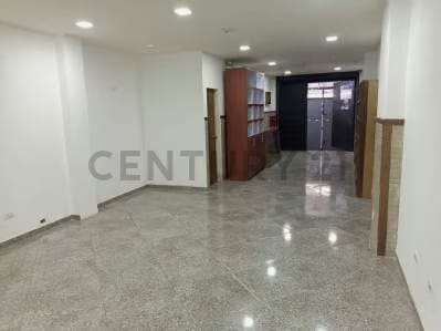 Local comercial en venta en Catia (FM) - 3