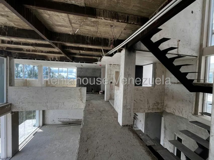 Casa (Multipes Niveles) en Venta en Oripoto, Distrito Metropolitano - 13