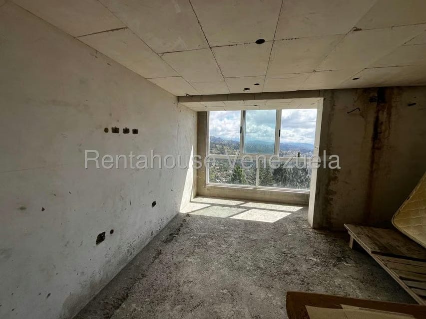 Casa (Multipes Niveles) en Venta en Oripoto, Distrito Metropolitano - 18