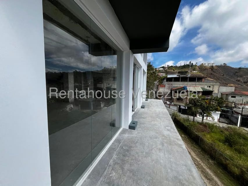 Casa (Multipes Niveles) en Venta en Oripoto, Distrito Metropolitano - 27