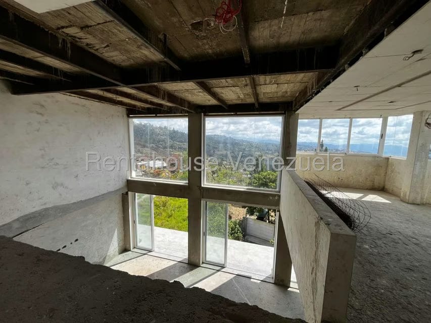 Casa (Multipes Niveles) en Venta en Oripoto, Distrito Metropolitano - 9