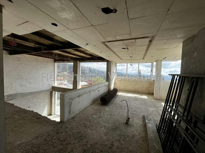 Casa (Multipes Niveles) en Venta en Oripoto, Distrito Metropolitano - 10