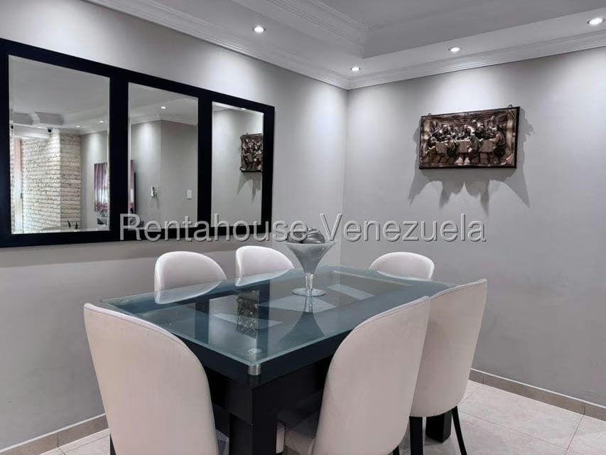 Apartamento (1 Nivel) en Venta en Prado Humboldt, Distrito Metropolitano - 2