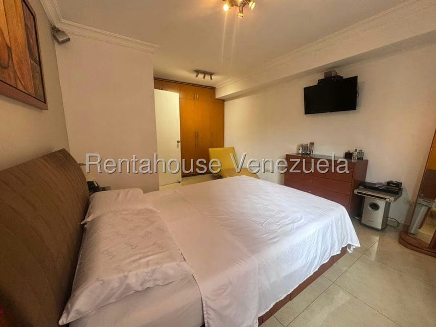 Apartamento (1 Nivel) en Venta en Prado Humboldt, Distrito Metropolitano - 36