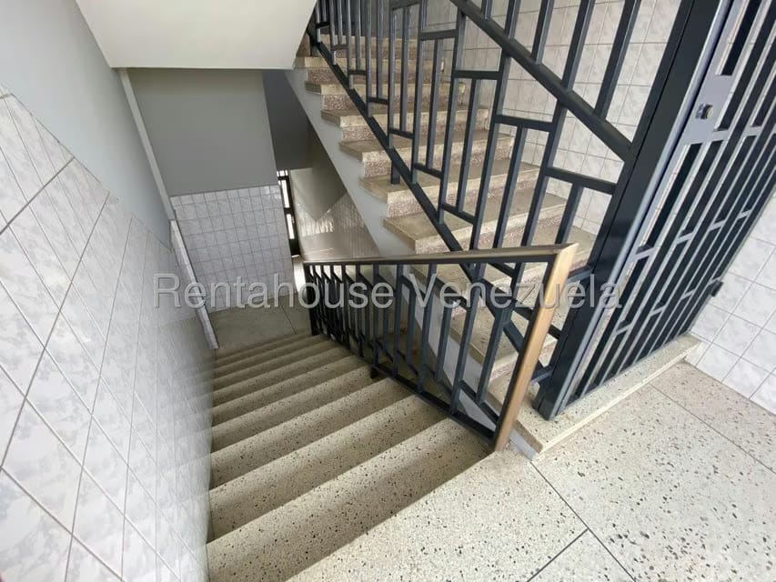 Comercial (Oficina) en Alquiler en Centro, Portuguesa - 11