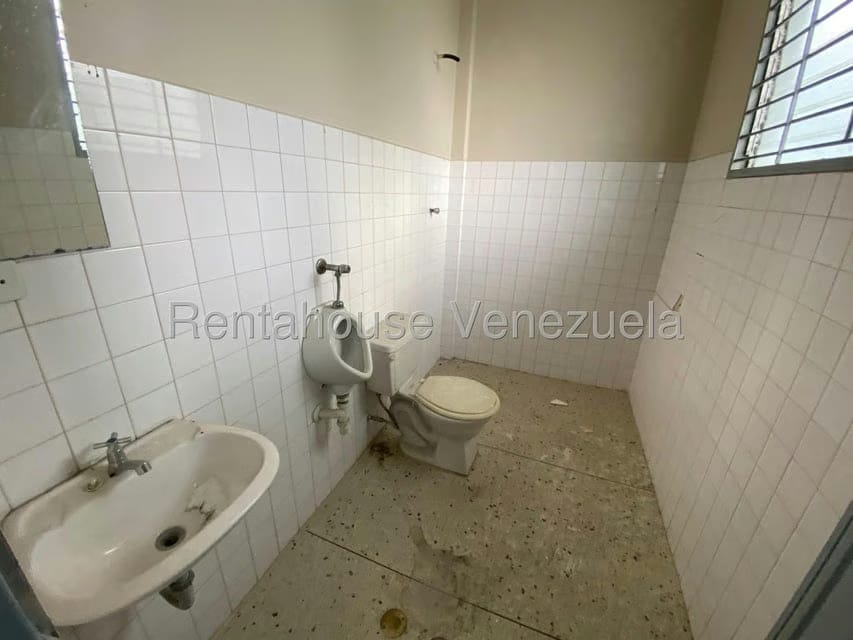 Comercial (Oficina) en Alquiler en Centro, Portuguesa - 10