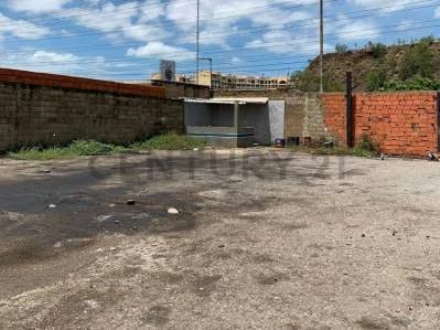 Terreno En Venta en Puerto La Cruz. Av Daniel Camejo Octavio - 6