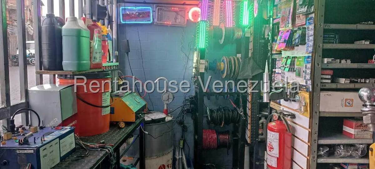 Negocios y Empresas (Automotores) en Venta en El Junquito, Distrito Metropolitano - 18
