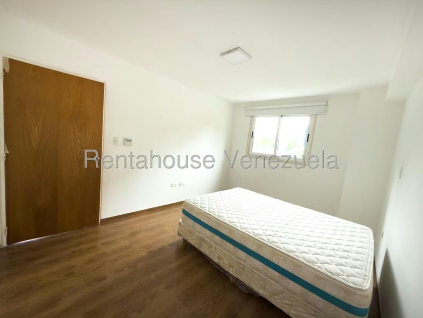 Apartamento (1 Nivel) en Alquiler en Los Naranjos de Las Mercedes, Distrito Metropolitano - 14