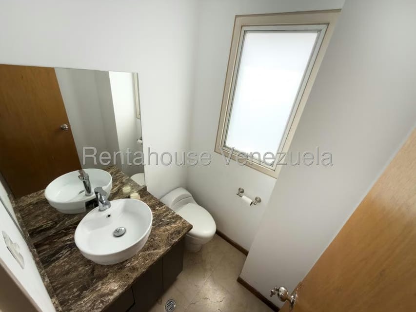Apartamento (1 Nivel) en Alquiler en Los Naranjos de Las Mercedes, Distrito Metropolitano - 18