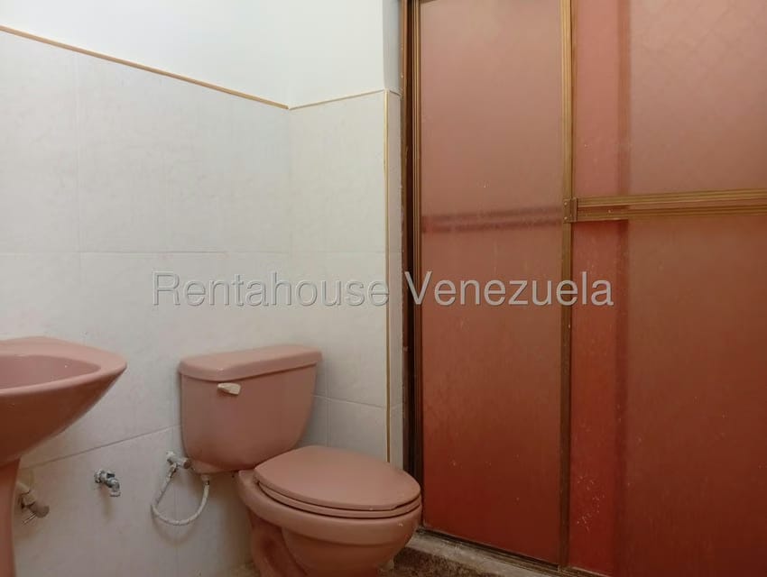 Apartamento (1 Nivel) en Alquiler en Centro, Zulia - 5