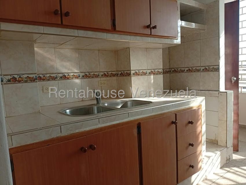 Apartamento (1 Nivel) en Alquiler en Centro, Zulia - 7