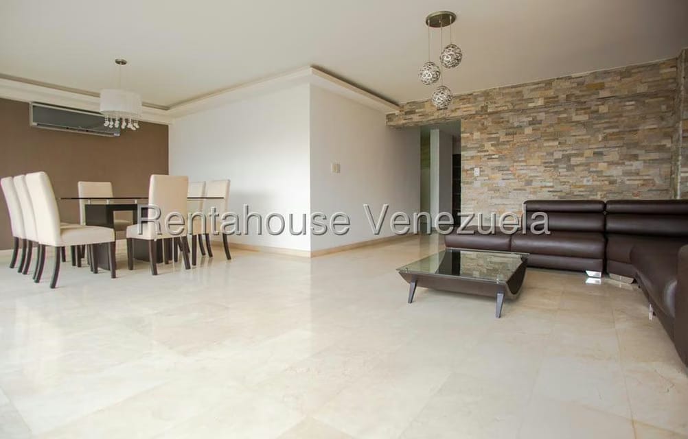 Apartamento (1 Nivel) en Alquiler en La Tahona, Distrito Metropolitano - 4
