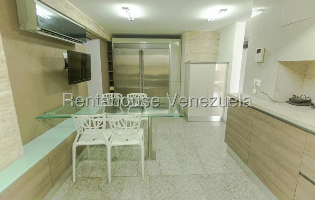 Apartamento (1 Nivel) en Alquiler en La Tahona, Distrito Metropolitano - 5
