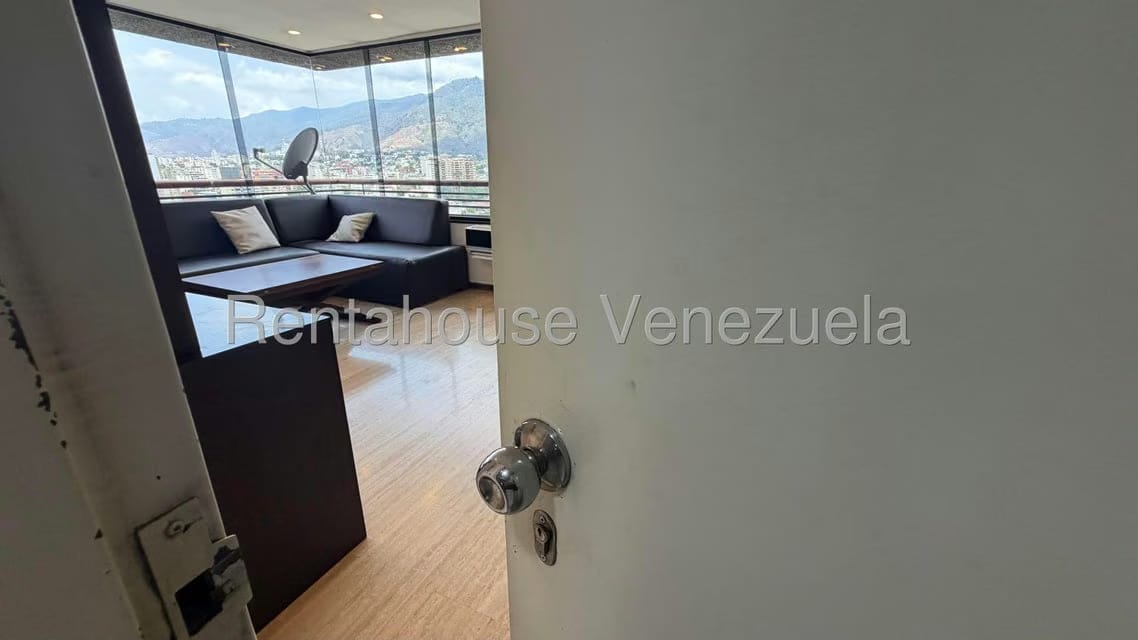 Apartamento (1 Nivel) en Alquiler en Chacao, Distrito Metropolitano - 11