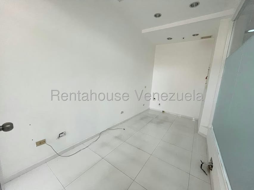 Comercial (Oficina) en Venta en La Lagunita Country Club, Distrito Metropolitano - 14