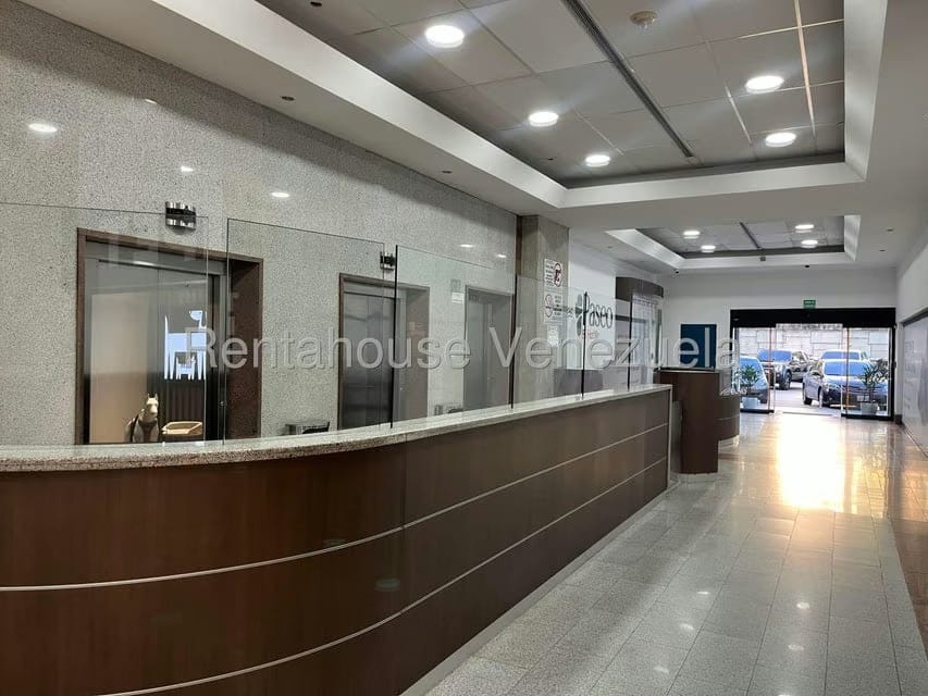 Comercial (Oficina) en Venta en La Lagunita Country Club, Distrito Metropolitano - 5