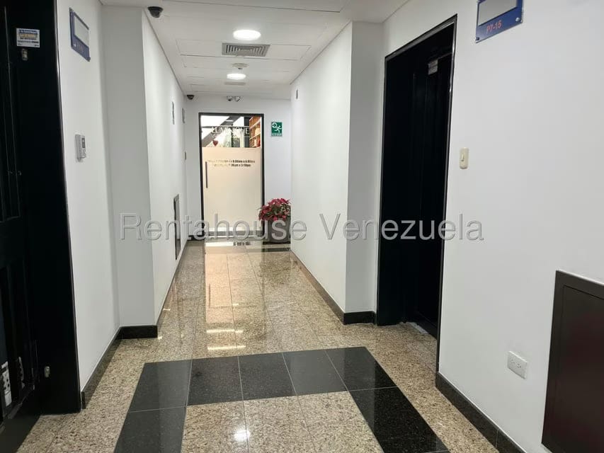 Comercial (Oficina) en Venta en La Lagunita Country Club, Distrito Metropolitano - 7