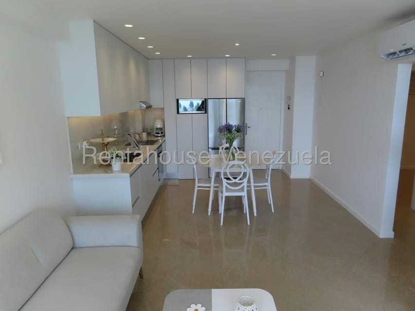 Apartamento (1 Nivel) en Venta en Playa Moreno, Nueva Esparta - 12