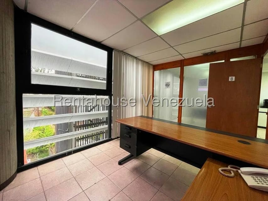 Comercial (Local Comercial) en Venta en Los Samanes, Distrito Metropolitano - 13