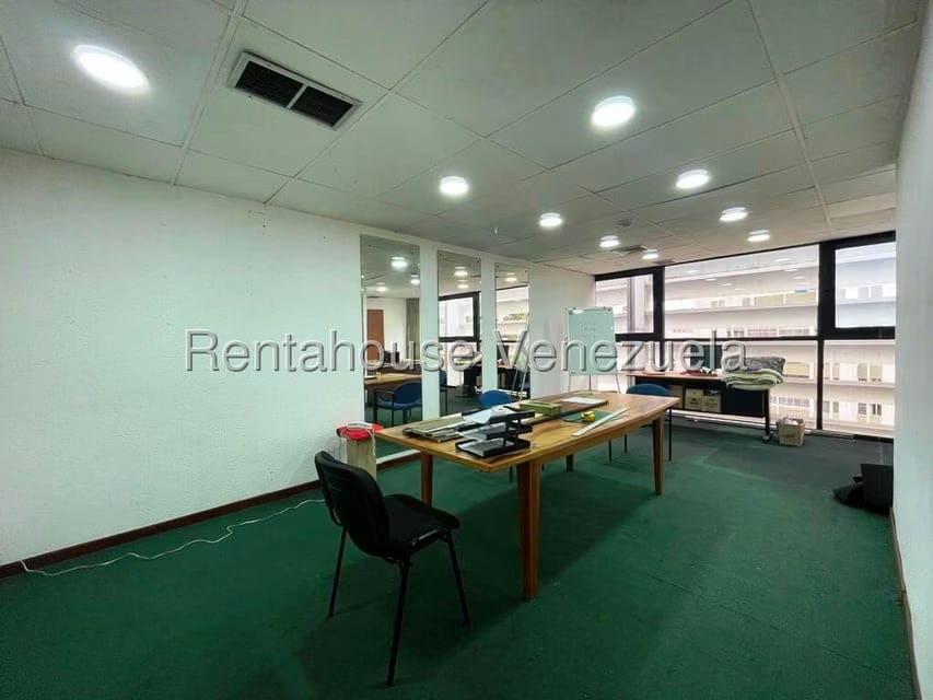 Comercial (Local Comercial) en Venta en Los Samanes, Distrito Metropolitano - 30