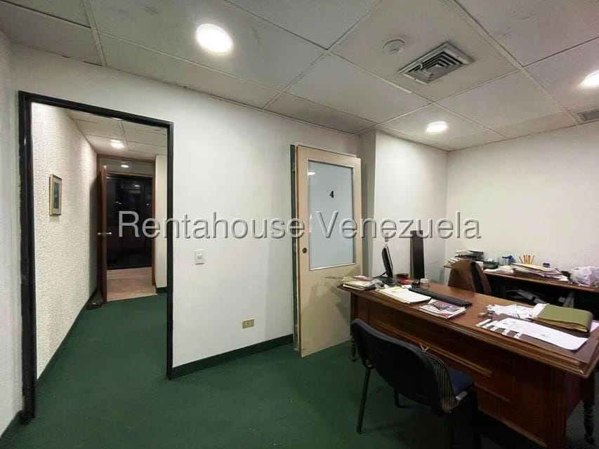 Comercial (Local Comercial) en Venta en Los Samanes, Distrito Metropolitano - 43