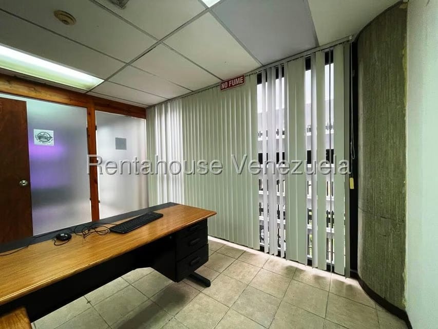 Comercial (Local Comercial) en Venta en Los Samanes, Distrito Metropolitano - 7